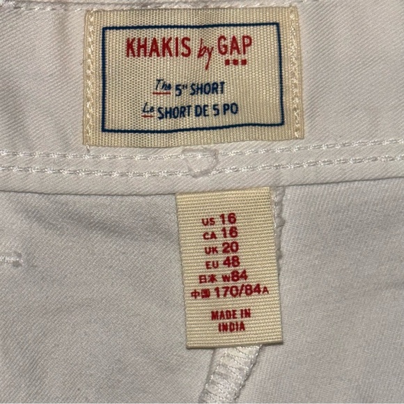 2/$30 Khakis by GAP White 5” Shorts Classic Cotton Style Size 16 - Picture 4 of 7